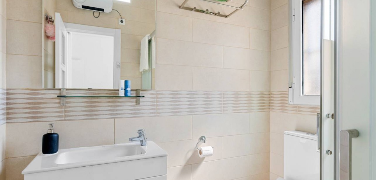 Sale - Villa -
Ciudad Quesada