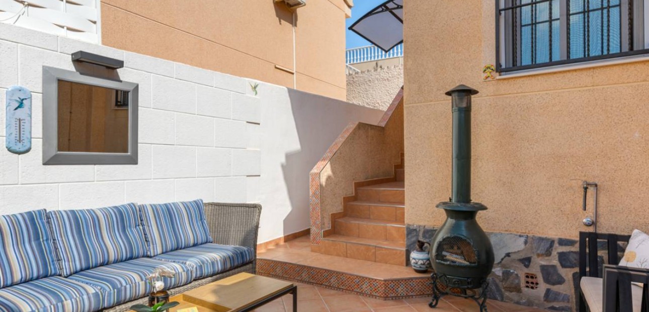 Sale - Villa -
Ciudad Quesada