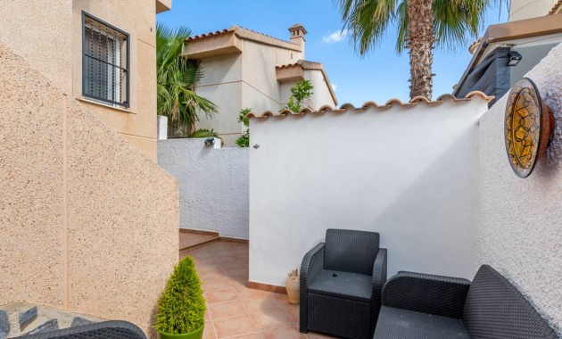 Sale - Villa -
Ciudad Quesada