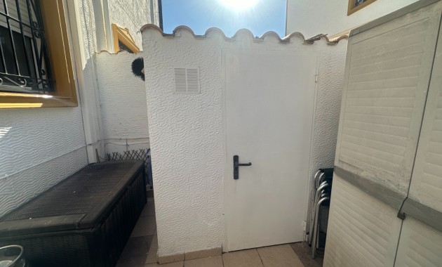 Herverkoop - Herenhuis -
Orihuela - Entre Naranjos Vistabella