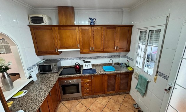 Herverkoop - Villa -
Algorfa - Costa blanca sur