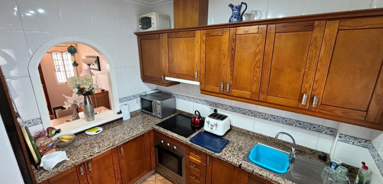 Herverkoop - Villa -
Algorfa - Costa blanca sur
