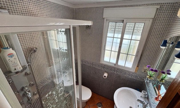 Herverkoop - Villa -
Algorfa - Costa blanca sur
