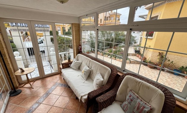 Herverkoop - Villa -
Algorfa - Costa blanca sur