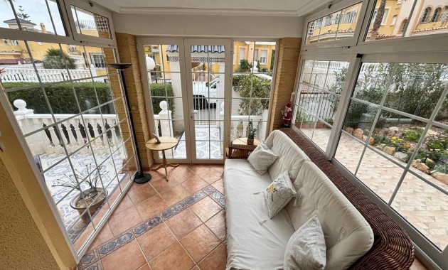 Herverkoop - Villa -
Algorfa - Costa blanca sur