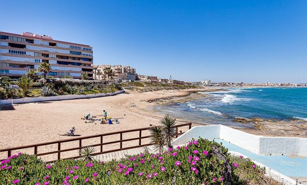Herverkoop - Terraced house -
Torrevieja - Los Europeos
