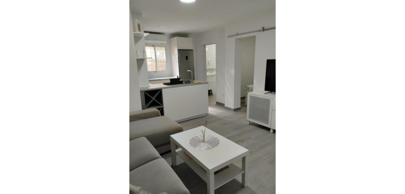 Venta - Apartamento / piso -
Torrevieja - Torreblanca