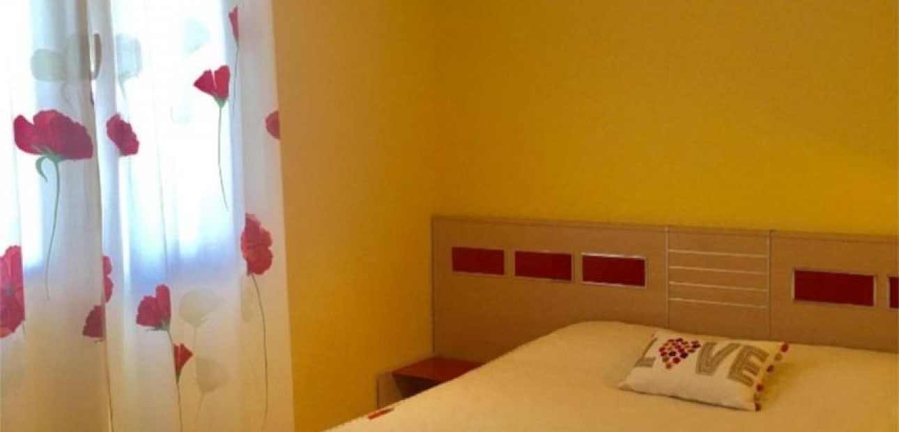 Sale - Bungalow -
Torrevieja - Torrejón