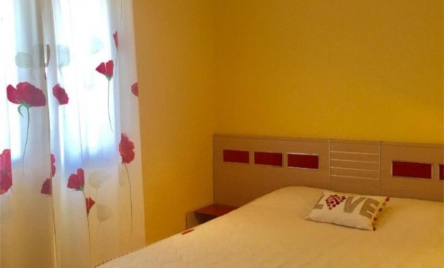 Sale - Bungalow -
Torrevieja - Torrejón
