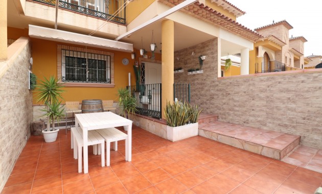 Venta - Adosado -
Cox - Cox - Country