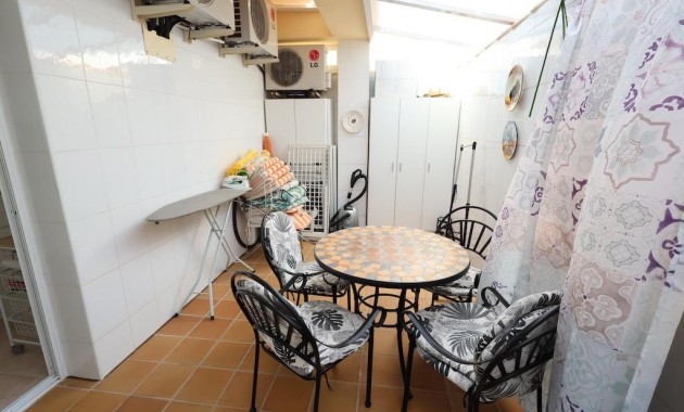 Venta - Apartamento / piso -
Orihuela Costa - Campoamor