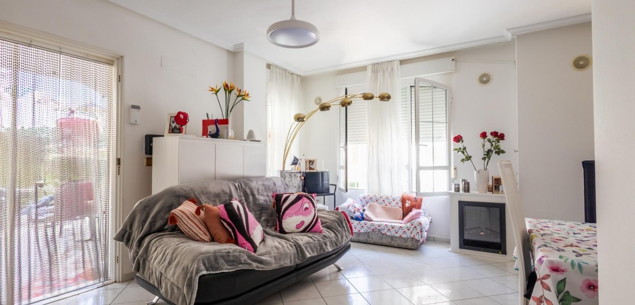 Sale - Duplex -
Orihuela Costa - PAU 26