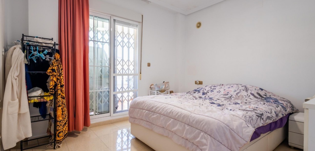 Sale - Duplex -
Orihuela Costa - PAU 26