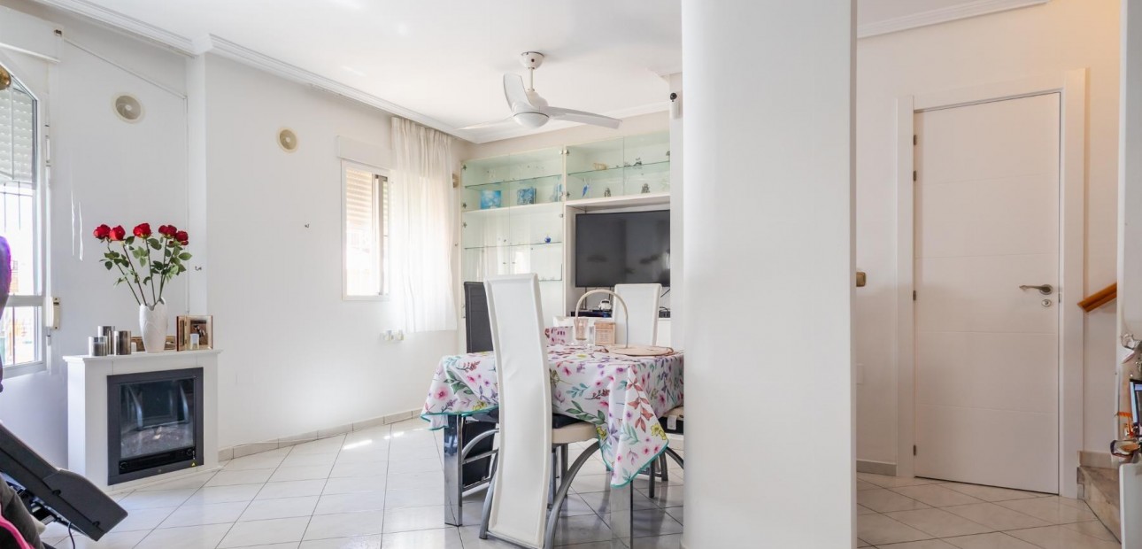 Sale - Duplex -
Orihuela Costa - PAU 26