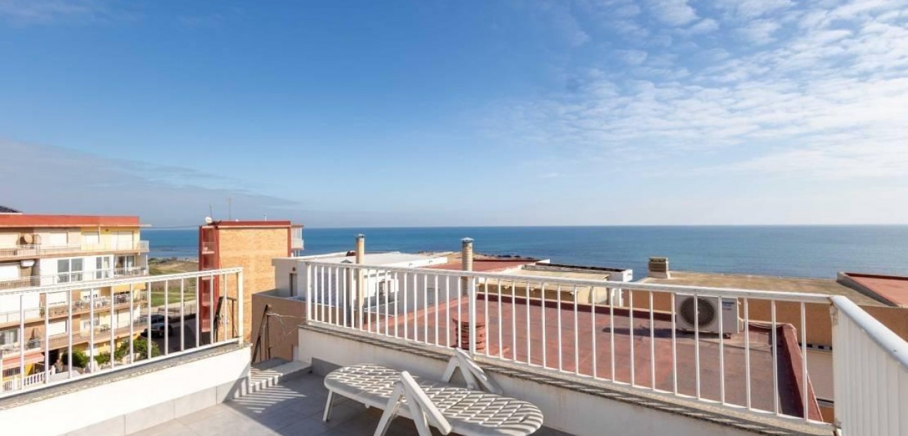 Sale - Duplex -
Torrevieja - La Mata