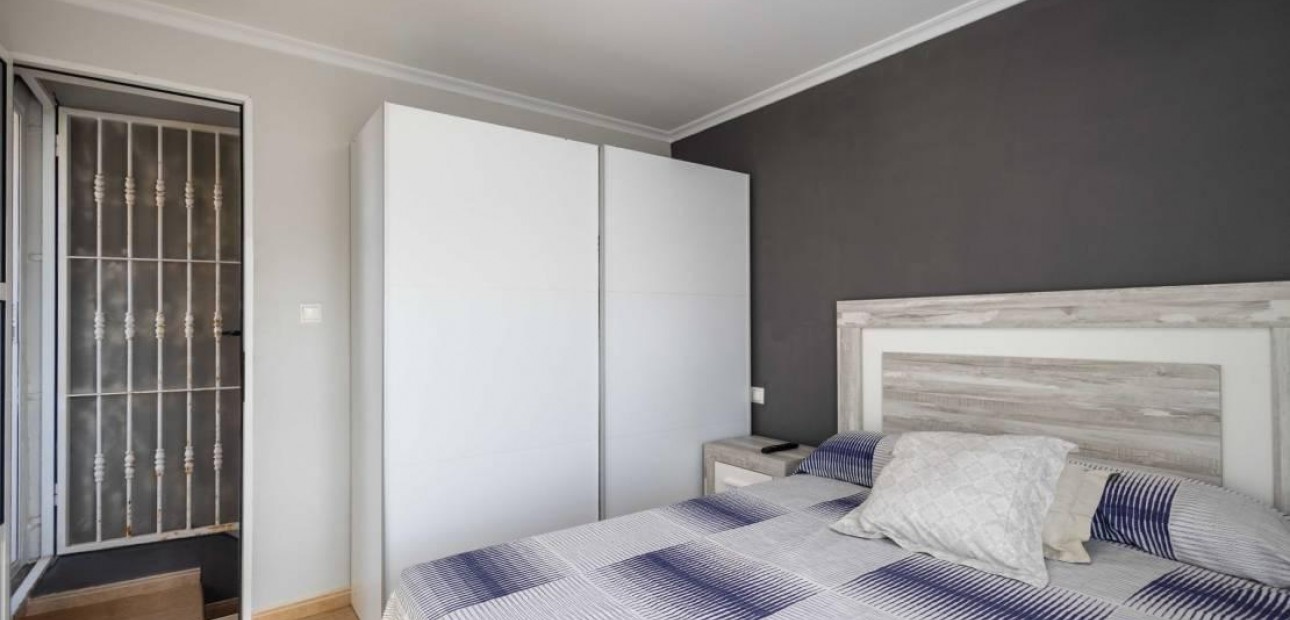 Sale - Duplex -
Torrevieja - La Mata