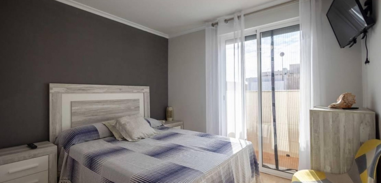Sale - Duplex -
Torrevieja - La Mata