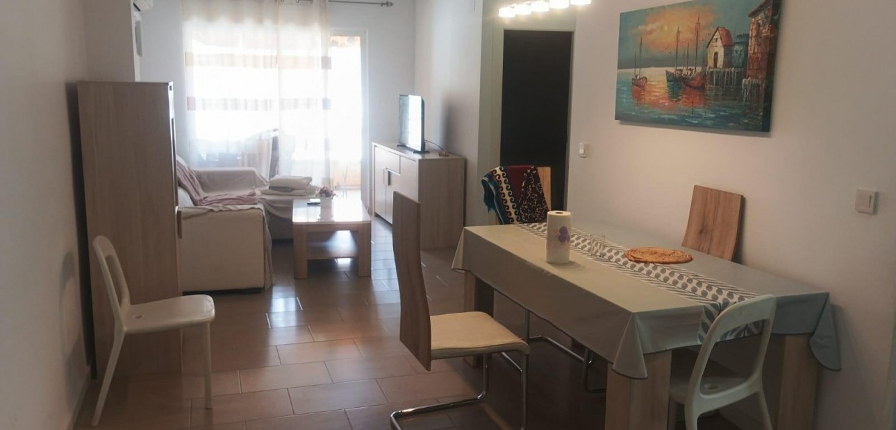 Herverkoop - Penthouse -
Torrevieja - Playa del cura