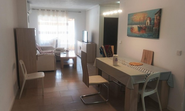 Herverkoop - Penthouse -
Torrevieja - Playa del cura