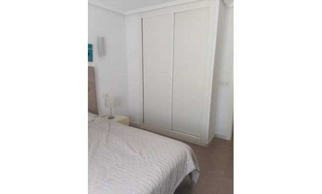 Herverkoop - Penthouse -
Torrevieja - Playa del cura
