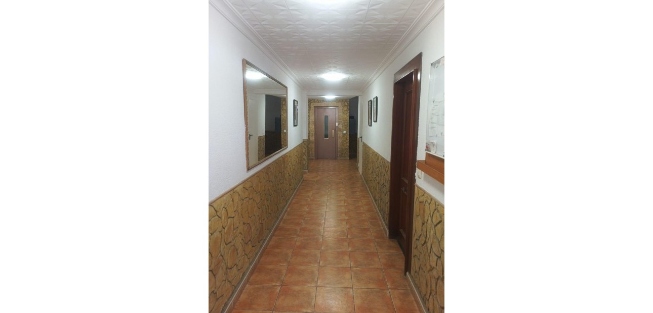 Herverkoop - Penthouse -
Torrevieja - Playa del cura