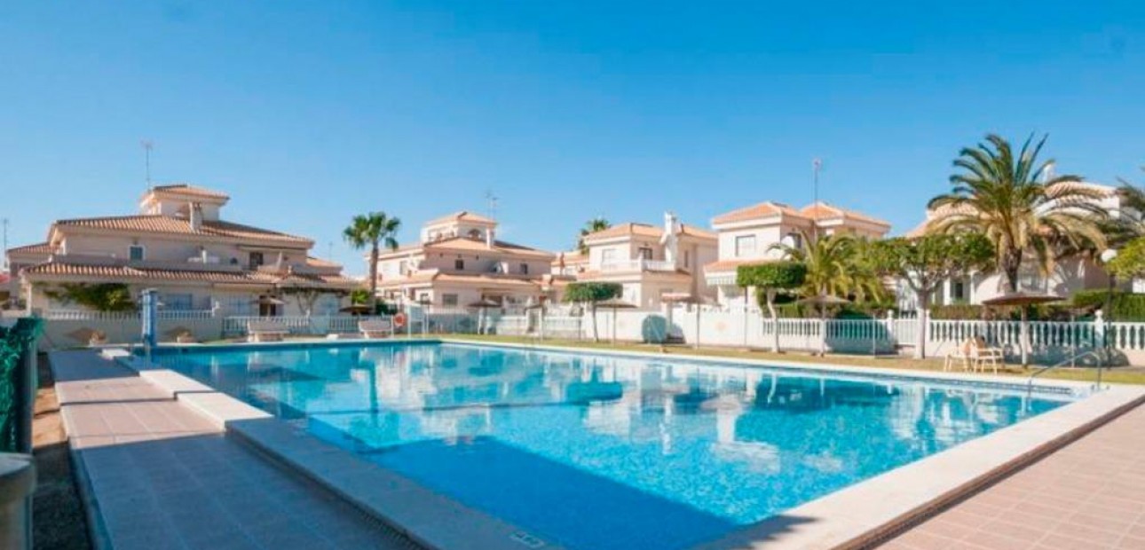 Herverkoop - Penthouse -
Orihuela Costa - Playa Flamenca