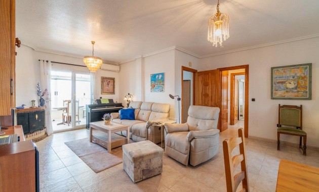 Herverkoop - Penthouse -
Orihuela Costa - Playa Flamenca