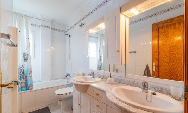 Herverkoop - Penthouse -
Orihuela Costa - Playa Flamenca