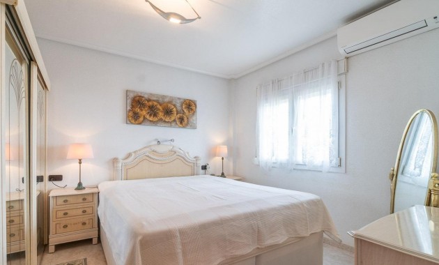 Herverkoop - Penthouse -
Orihuela Costa - Playa Flamenca