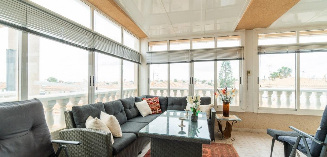 Herverkoop - Penthouse -
Orihuela Costa - Playa Flamenca