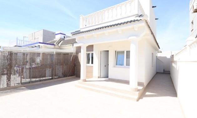 Venta - Terraced house -
Torrevieja - San luis