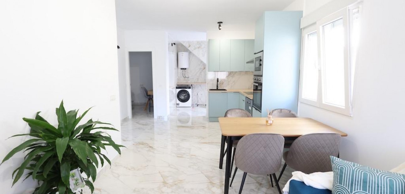 Venta - Terraced house -
Torrevieja - San luis