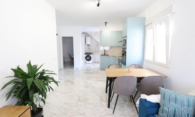 Venta - Terraced house -
Torrevieja - San luis
