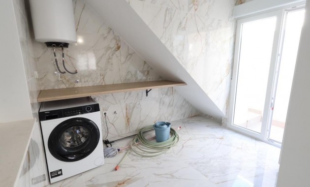 Venta - Terraced house -
Torrevieja - San luis