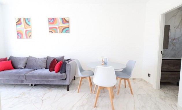 Venta - Terraced house -
Torrevieja - San luis
