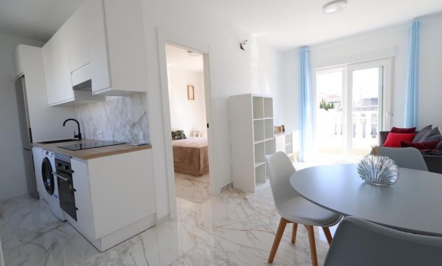 Venta - Terraced house -
Torrevieja - San luis