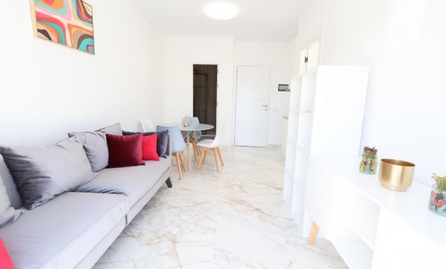 Venta - Terraced house -
Torrevieja - San luis