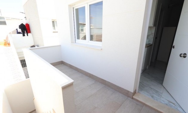 Venta - Terraced house -
Torrevieja - San luis