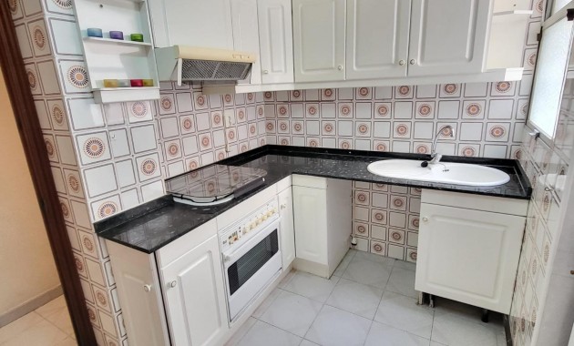 Sale - Apartment / flat -
Torrevieja - torrevieja