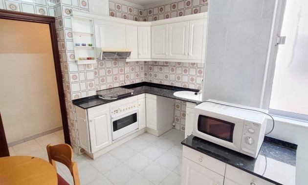Sale - Apartment / flat -
Torrevieja - torrevieja