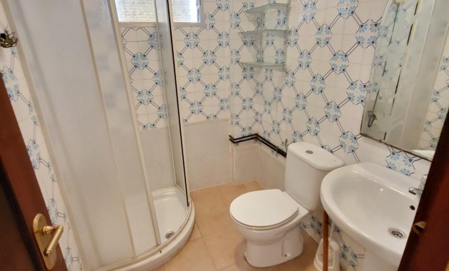 Sale - Apartment / flat -
Torrevieja - torrevieja