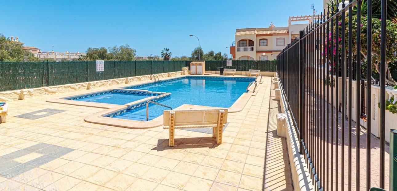Sale - Duplex -
Orihuela Costa - Los Almendros-La Florida