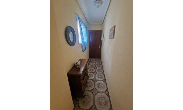 Venta - Apartamento / piso -
Torrevieja - Estacion de autobuses