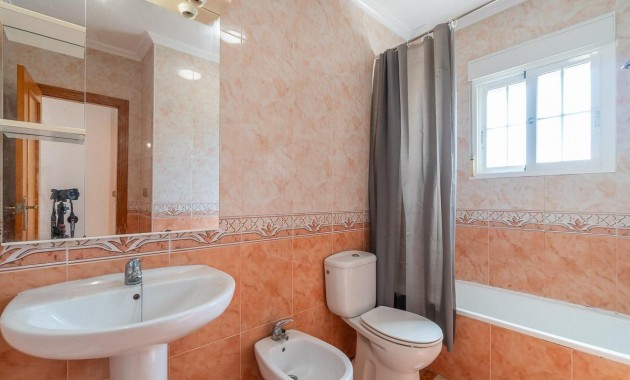 Venta - Terraced house -
Orihuela Costa - Los Dolses