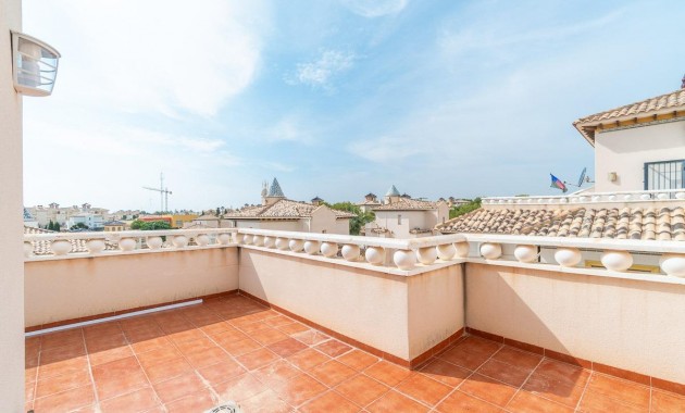 Venta - Terraced house -
Orihuela Costa - Los Dolses
