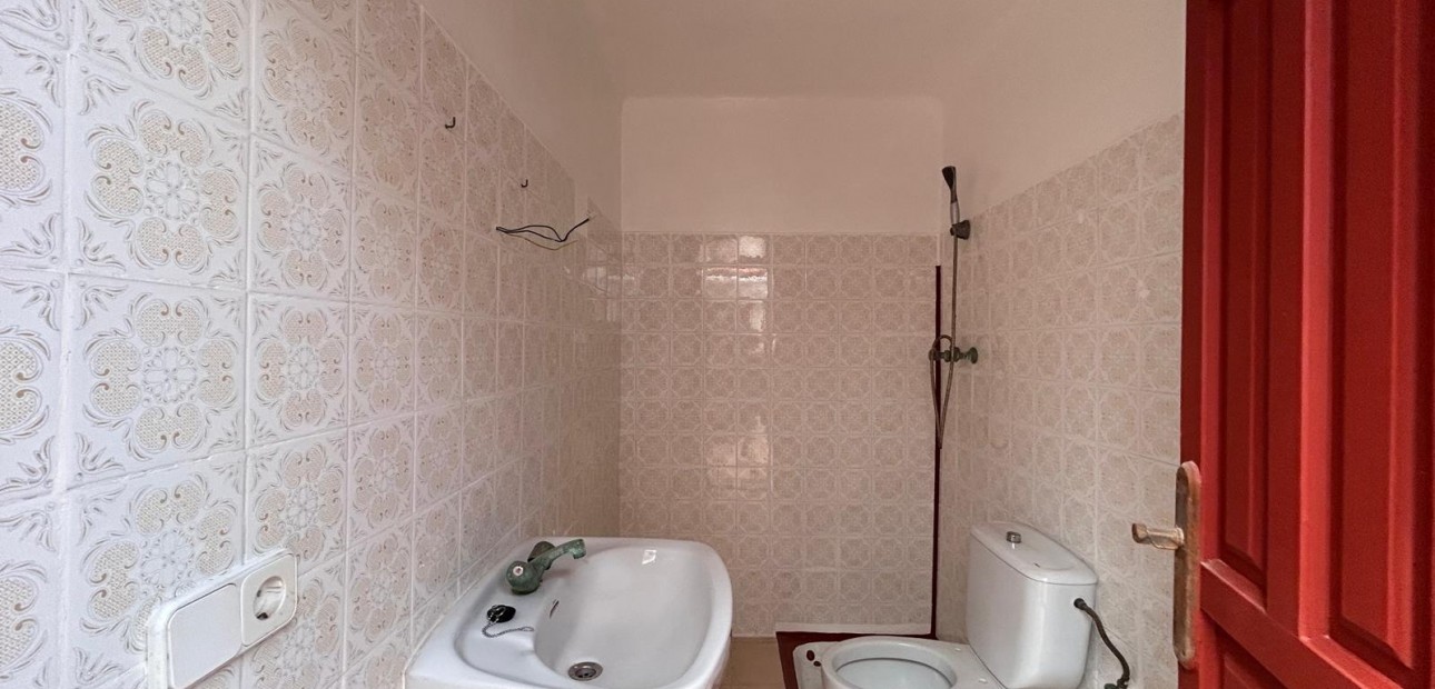 Sale - House -
Jacarilla