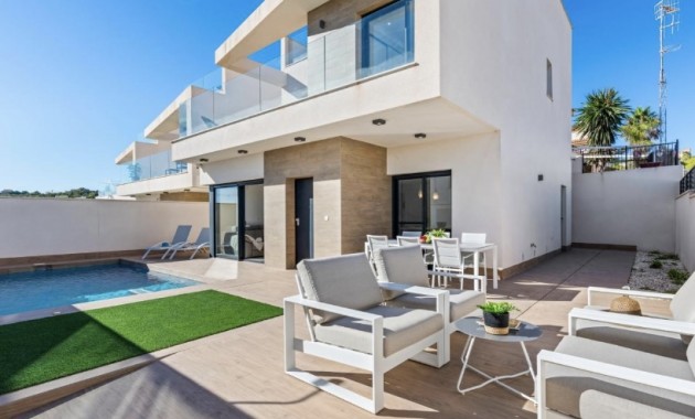 Venta - Villa -
San Miguel de Salinas