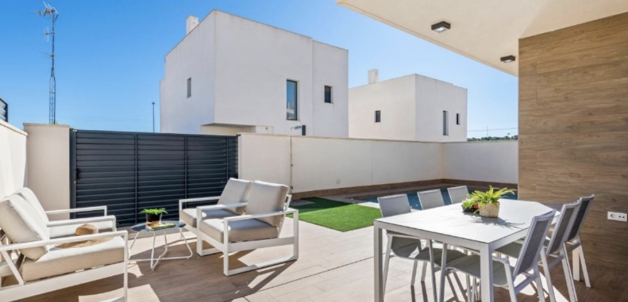 Venta - Villa -
San Miguel de Salinas