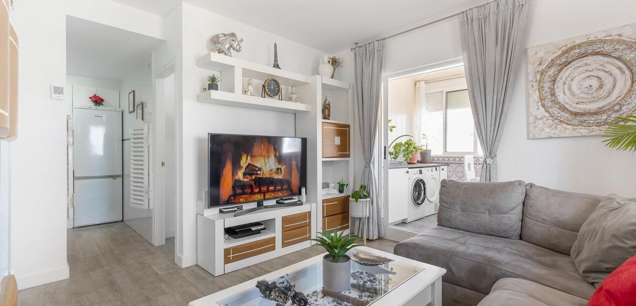 Venta - Apartamento / piso -
Torrevieja - La Mata
