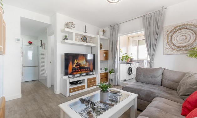 Venta - Apartamento / piso -
Torrevieja - La Mata